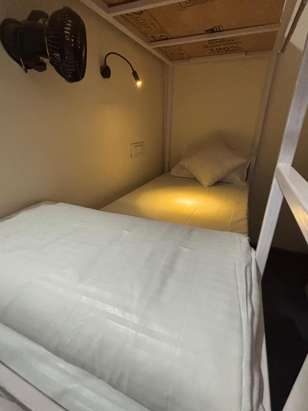 Hot - House Of Travellers, Vagator旅舍 外观 照片